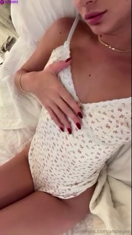 Andiegen aka Andie Elle Show off Erotic body – Onlyfans Tape